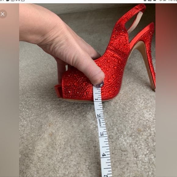 Lauren Lorraine Ruby Red Peep Toe 5” Heels with cushions Size 8 *Like New* - Picture 6 of 6